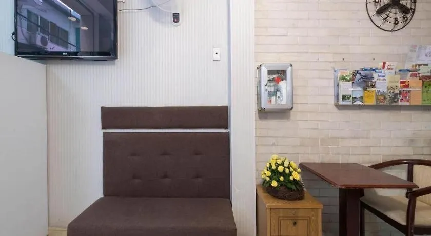 Blue River Hotel Хошимин 2*,
