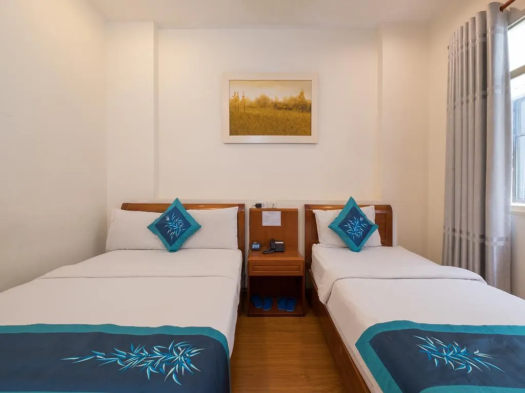 Blue River Hotel Хошимин